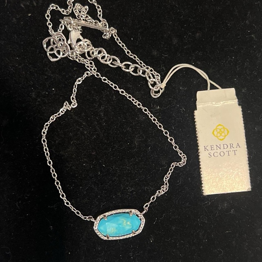 Kendra Scott Necklace